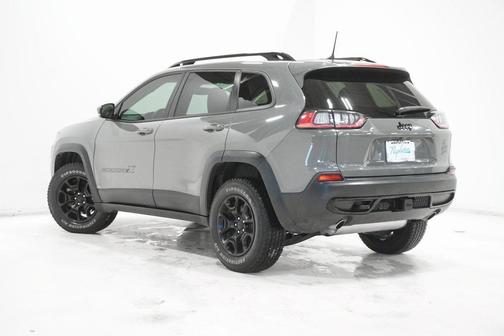 2022 Jeep Cherokee X 4x4