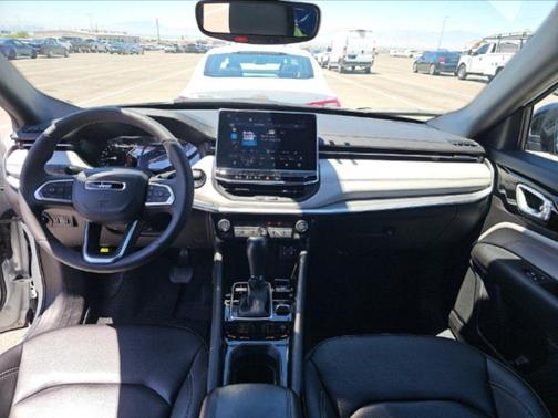 Bright White Clearcoat 2025 Jeep Compass Limited