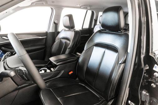 Diamond Black Crystal Pearlcoat 2023 Jeep Grand Cherokee Limited