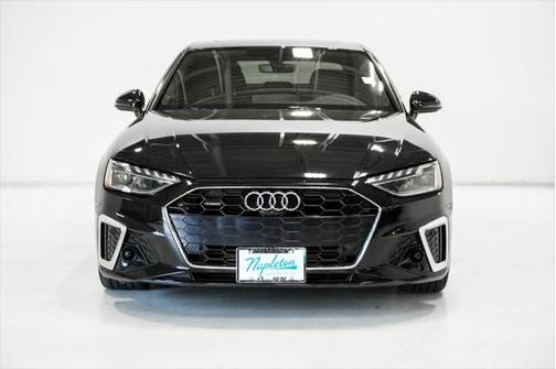 2022 Audi A4 45 S line Premium Plus