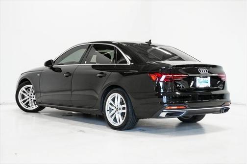 2022 Audi A4 45 S line Premium Plus