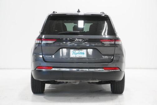 2024 Jeep Grand Cherokee Laredo