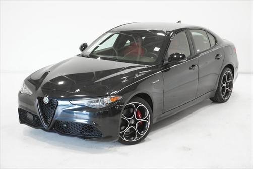 2022 Alfa Romeo Giulia Veloce