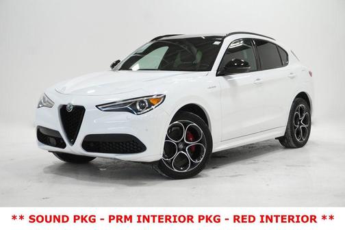 2023 Alfa Romeo Stelvio Veloce AWD