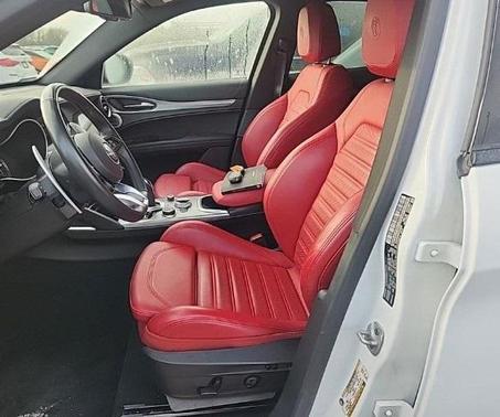 2023 Alfa Romeo Stelvio Veloce AWD