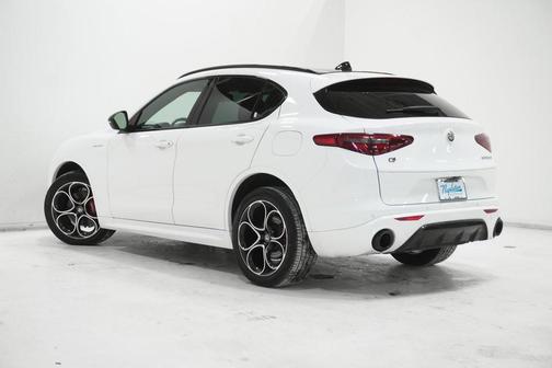 2023 Alfa Romeo Stelvio Veloce AWD