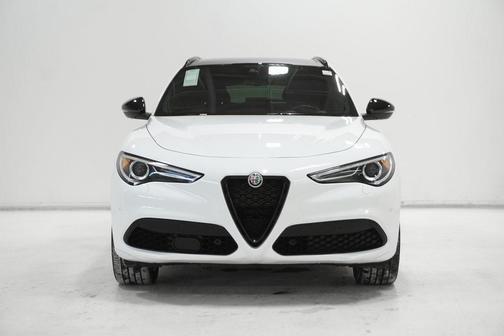 2023 Alfa Romeo Stelvio Veloce AWD