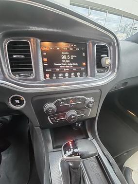 2015 Dodge Charger SXT