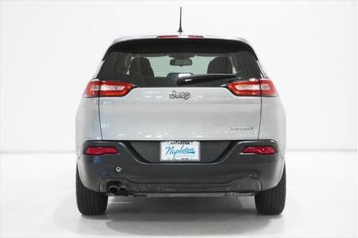 2015 Jeep Cherokee Sport