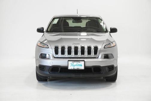 2015 Jeep Cherokee Sport
