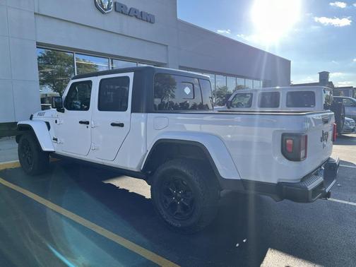 2022 Jeep Gladiator Willys 4x4