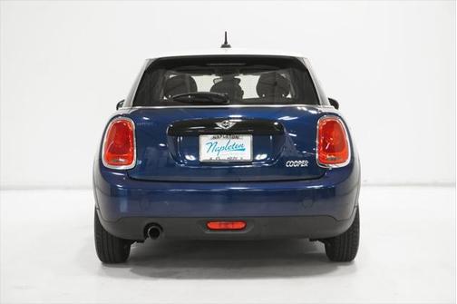 2017 MINI Hardtop Cooper