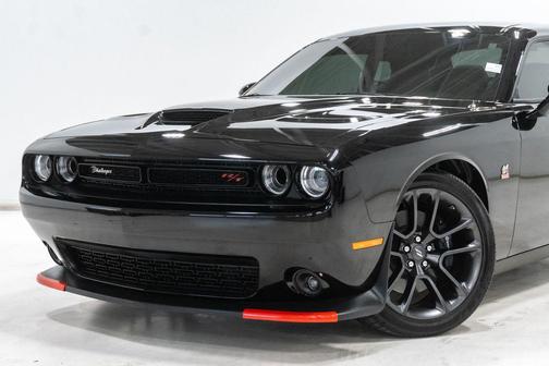 Pitch Black Clearcoat 2021 Dodge Challenger R/T Scat Pack