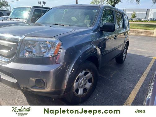 Polished Metal Metallic 2011 Honda Pilot LX