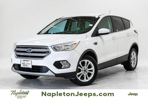 Oxford White 2017 Ford Escape SE