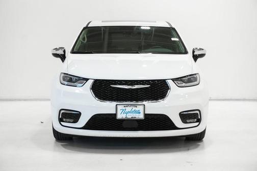 2023 Chrysler Pacifica Hybrid Limited