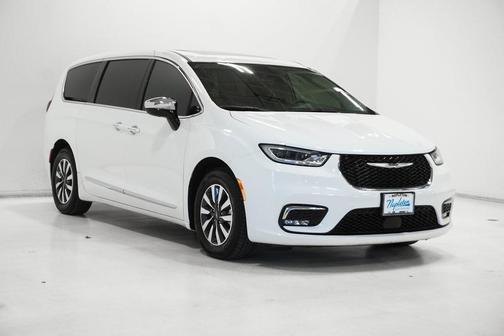 2023 Chrysler Pacifica Hybrid Limited