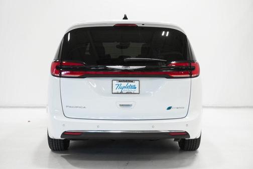 2023 Chrysler Pacifica Hybrid Limited