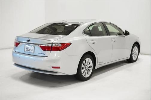 2013 Lexus ES 300h Base