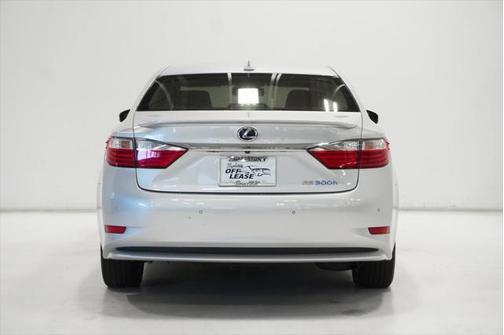 2013 Lexus ES 300h Base