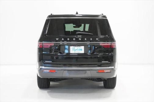 2022 Jeep Wagoneer Series III 4x4