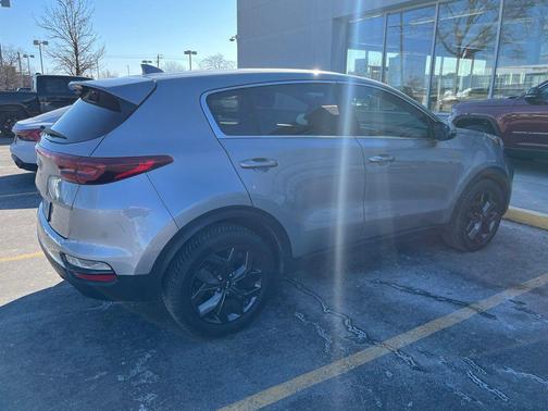 2022 Kia Sportage LX