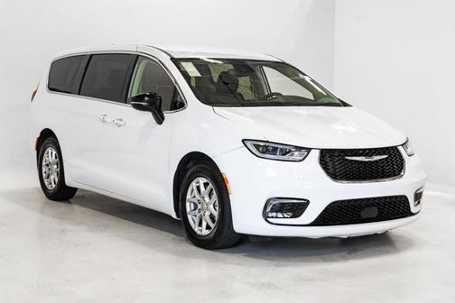 Bright White Clearcoat 2024 Chrysler Pacifica Touring L