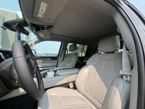 2022 Jeep Wagoneer Series III 4x4