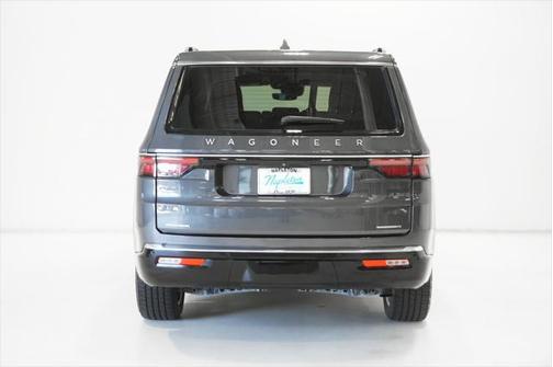 2022 Jeep Wagoneer Series III 4x4