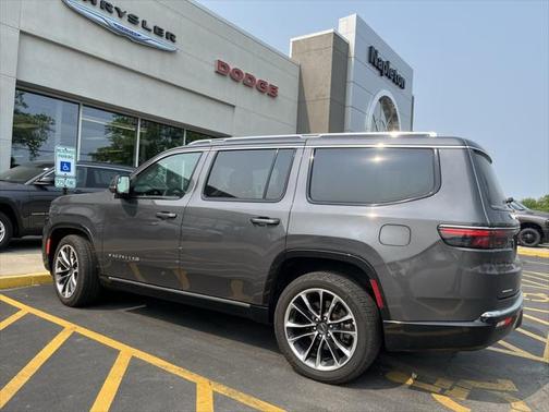 2022 Jeep Wagoneer Series III 4x4