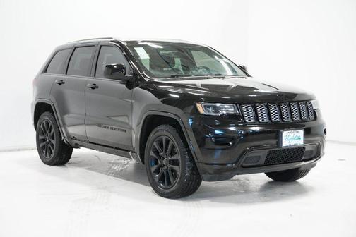 2022 Jeep Grand Cherokee Altitude