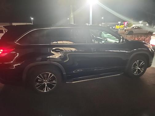 2017 Toyota Highlander LE