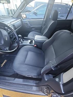 2004 Jeep Grand Cherokee Laredo