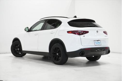 2022 Alfa Romeo Stelvio Sprint