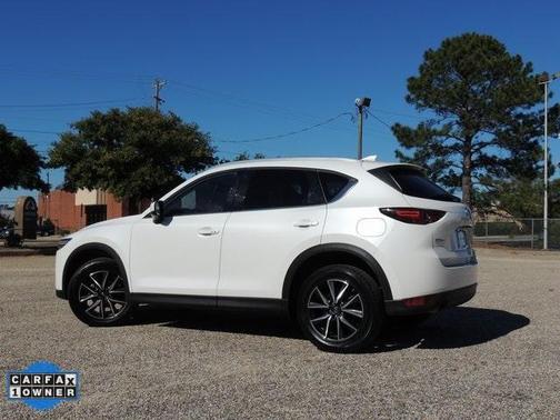Photo 5 of 34 of 2017 Mazda CX-5 Grand Touring