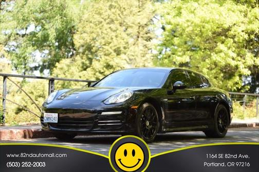 2015 Porsche Panamera 4