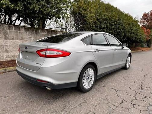 2015 Ford Fusion Hybrid S