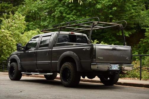 2003 Ford F-250 XLT Crew Cab