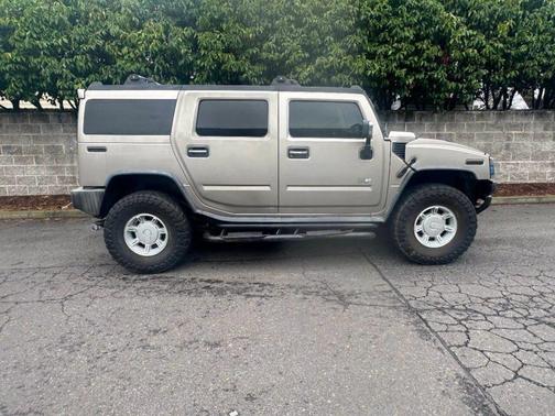 2003 Hummer H2 Base