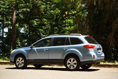 2010 Subaru Outback 2.5 i Premium