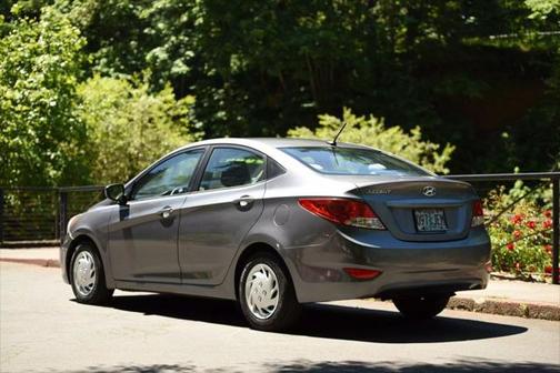 2014 Hyundai Accent SE