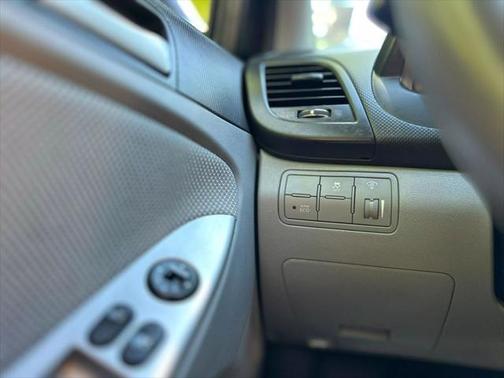 2014 Hyundai Accent SE
