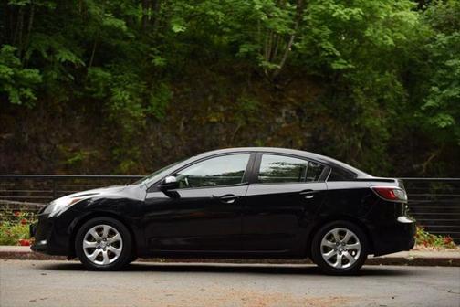 2012 Mazda Mazda3 i Sport