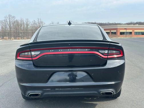 2016 Dodge Charger SXT