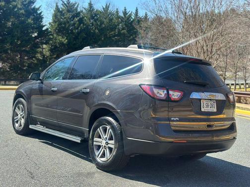 Tungsten Metallic 2016 Chevrolet Traverse 2LT
