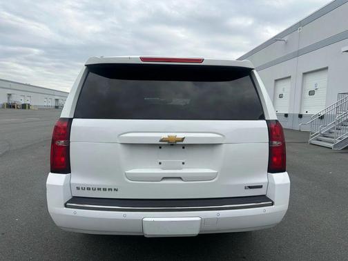 2018 Chevrolet Suburban Premier