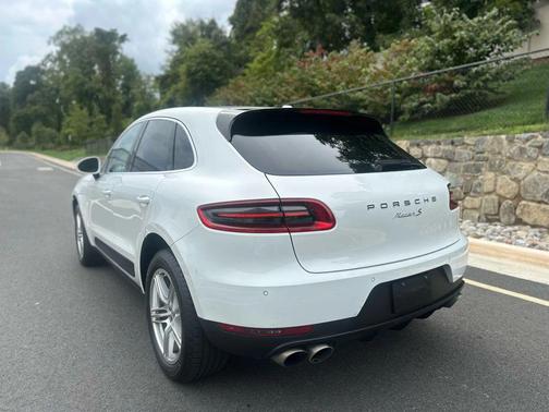 2015 Porsche Macan S