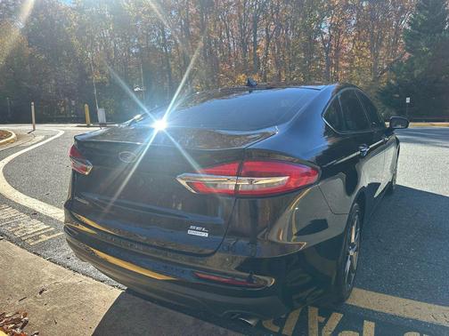 2020 Ford Fusion SEL