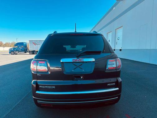 2016 GMC Acadia SLT-1