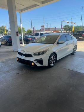 Clear White 2021 Kia Forte LXS